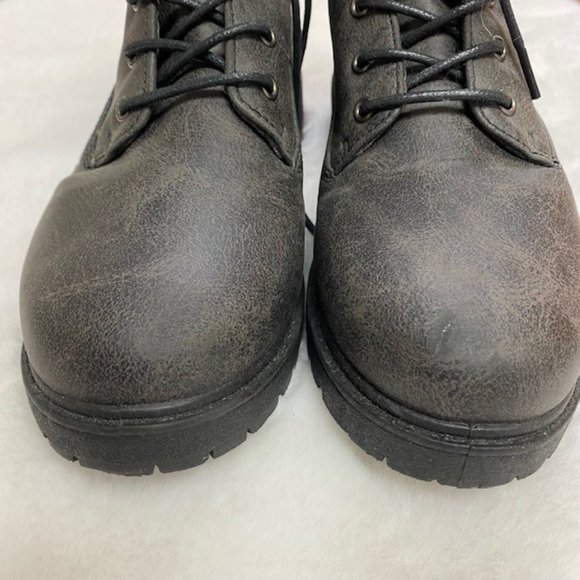 Blue Suede Shoes Sweater Top Lace Up Boots Chunky Heel, size 10 - Picture 3 of 11